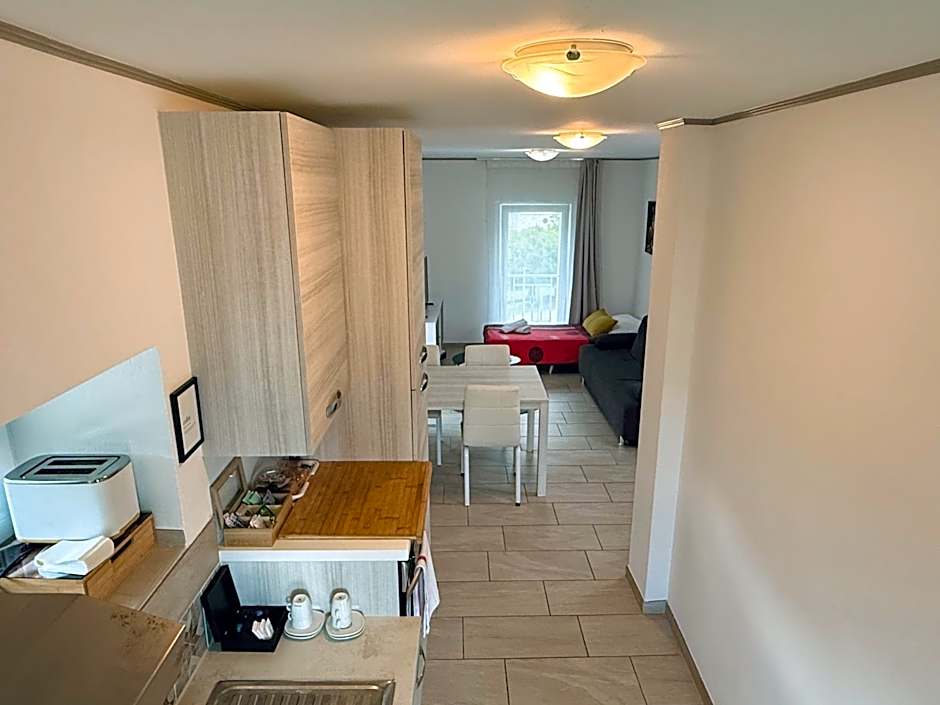 REST AND RESTAURANT in Roveredo