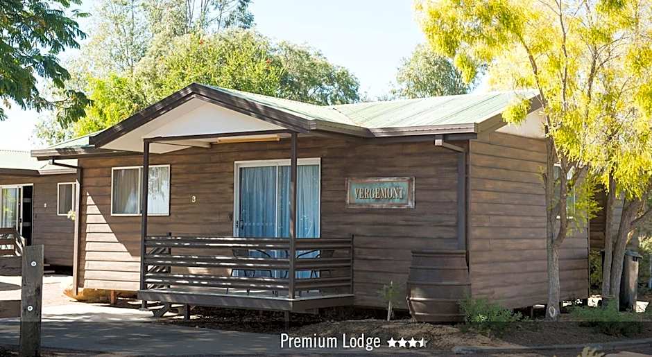 Saltbush Retreat