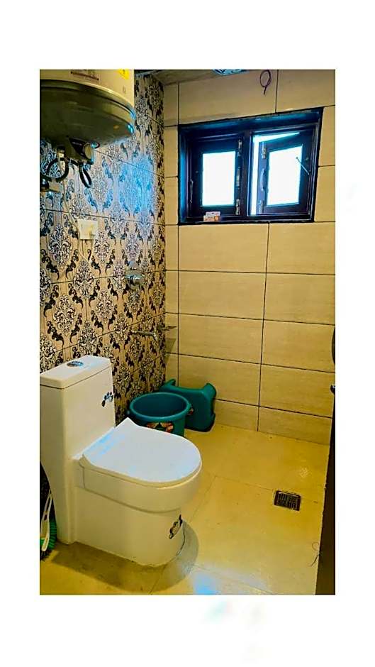 Hotel Saima – Srinagar, PA