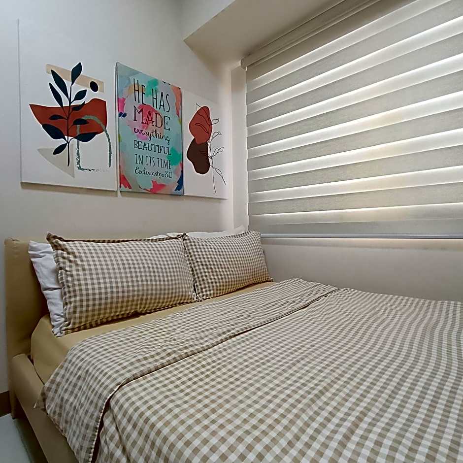 SMDC Coast Residences near PICC World Trade Center MOA