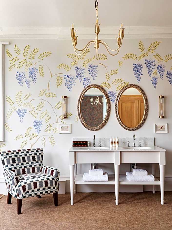 The Retreat, Elcot Park