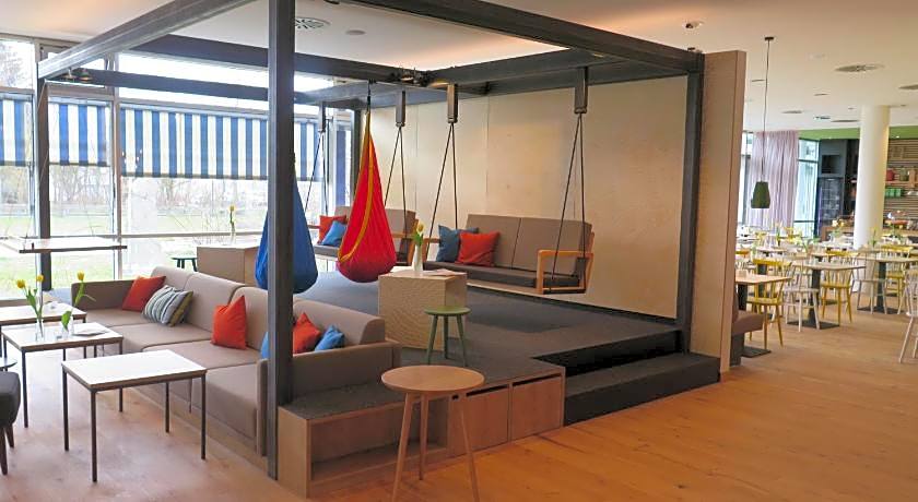 Vienna House Easy by Wyndham Gunzburg