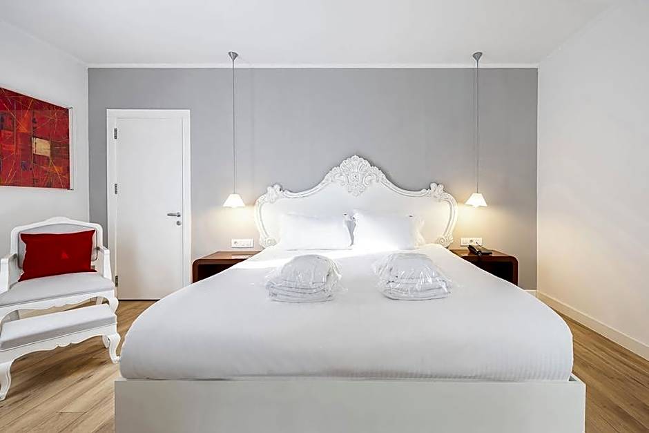 Hotel Beyond