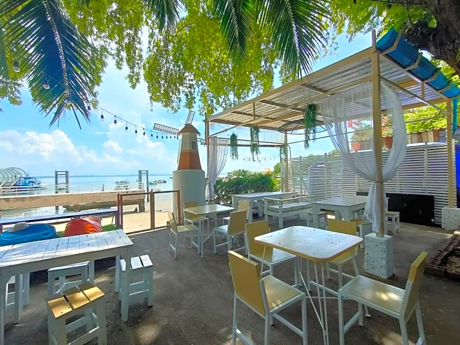 I-Talay Zone Sea Hotel