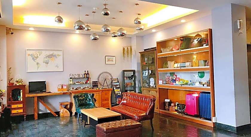 Prince To Travel Hotel