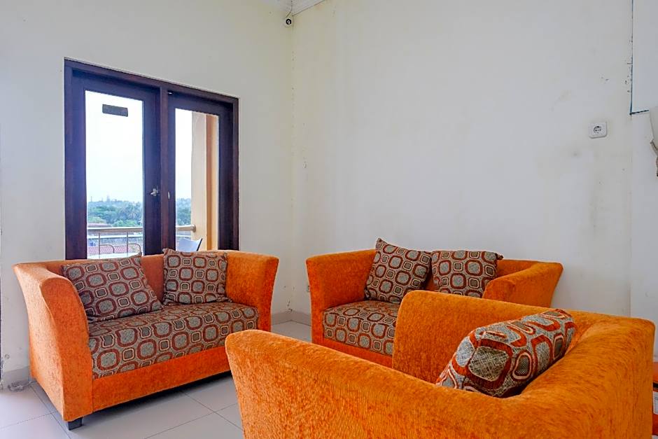 RedDoorz @ myRoom UMY