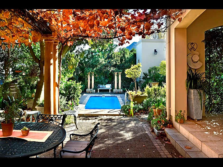 Petit Plaisir Cottage