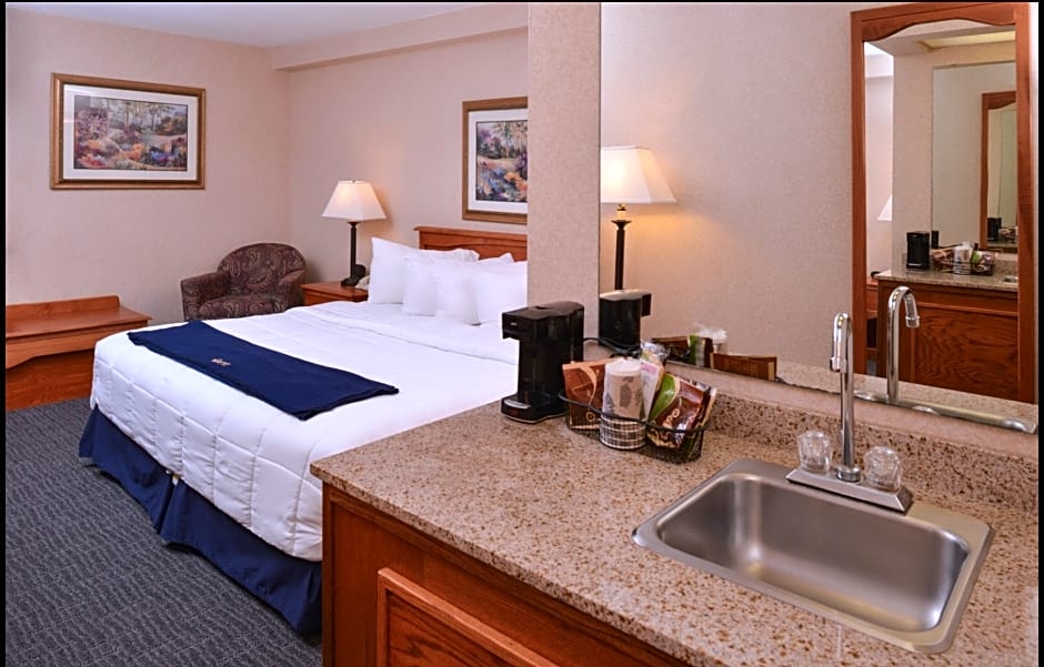 Photo 1 of 1 of 1 King Bed, Accessible, Nonsmoking