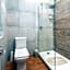 Queen's Hotel by BON Hotels