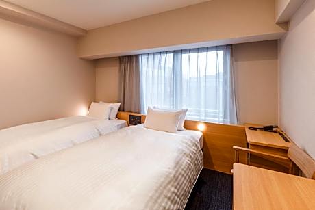 Twin Room - Non-Smoking