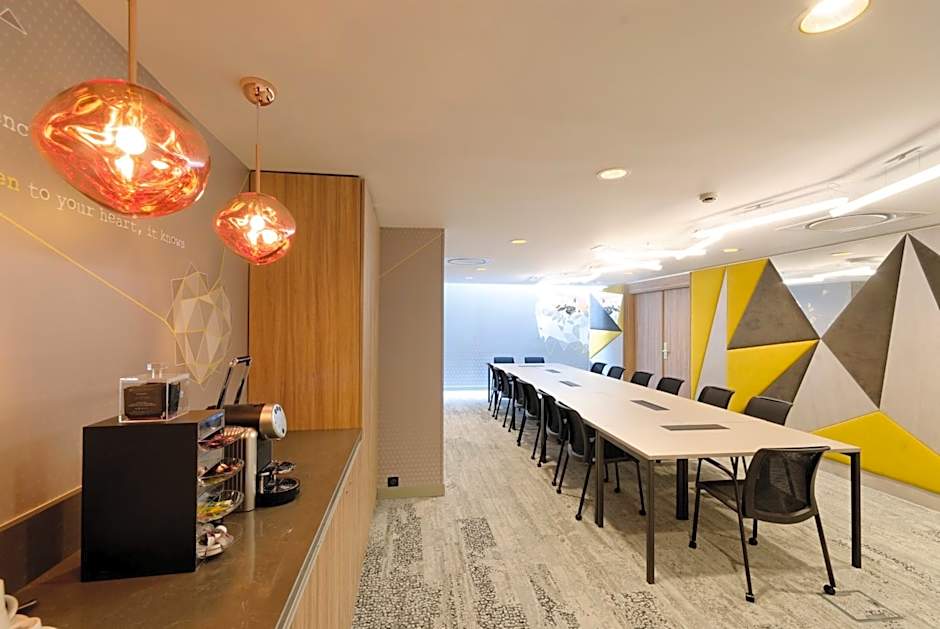 Holiday Inn Reims Centre By IHG