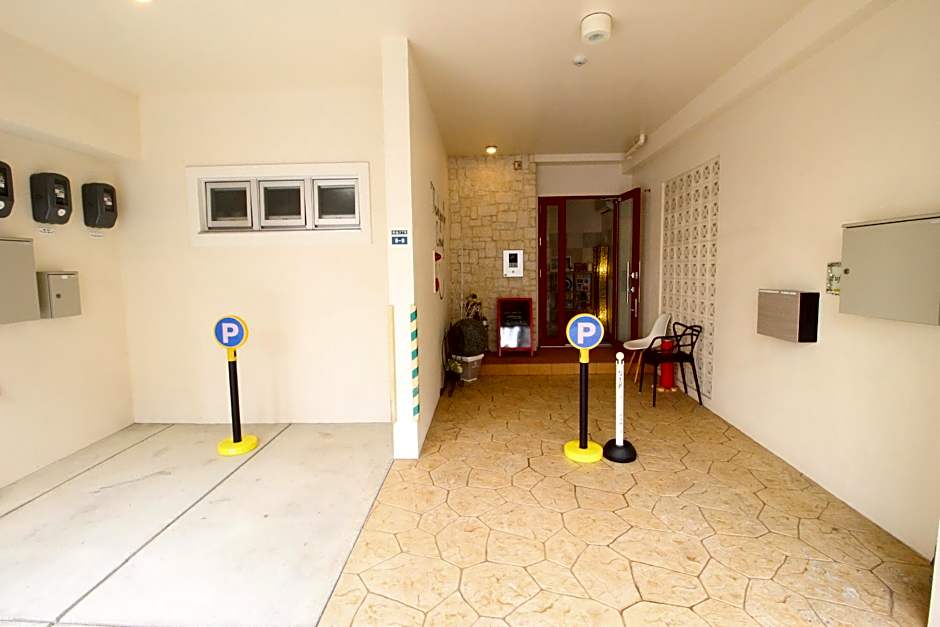 Condominium Felicita Naha