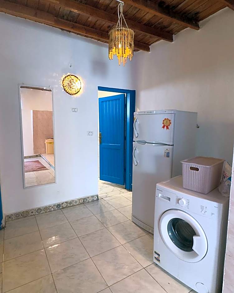 Blue Villa in Lighthouse