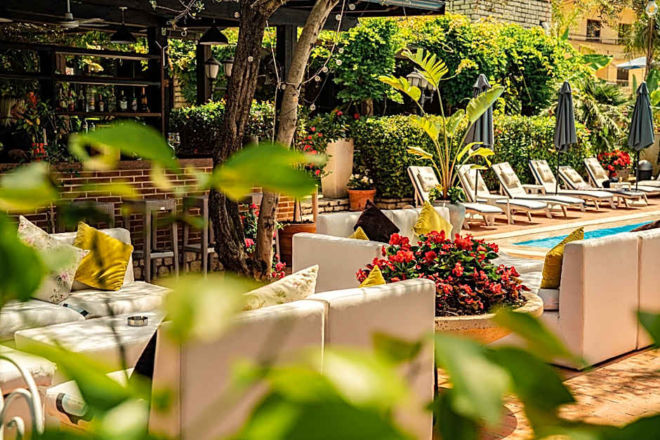 HOTEL VILA BELVEDERE