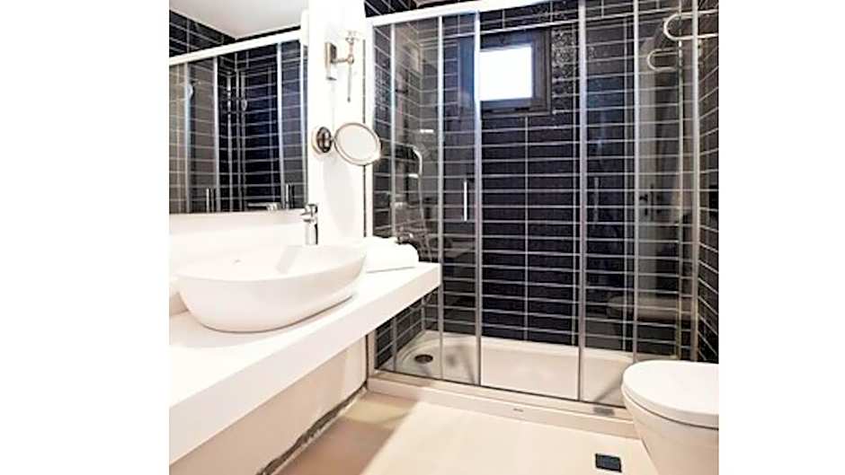 Photo 1 of 4 of Suite, Balcony
