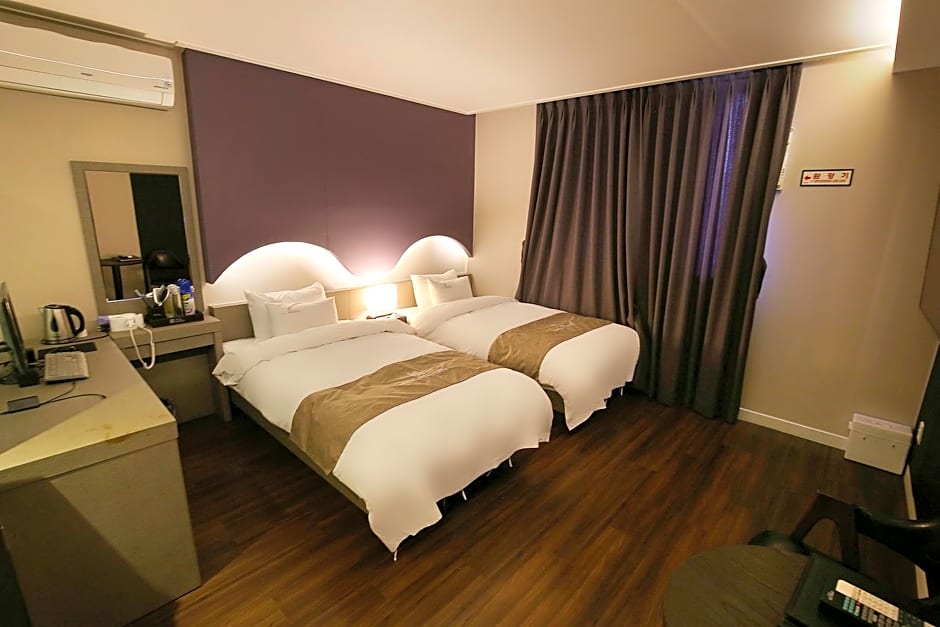 Seosan (Daesan) Modern Hotel