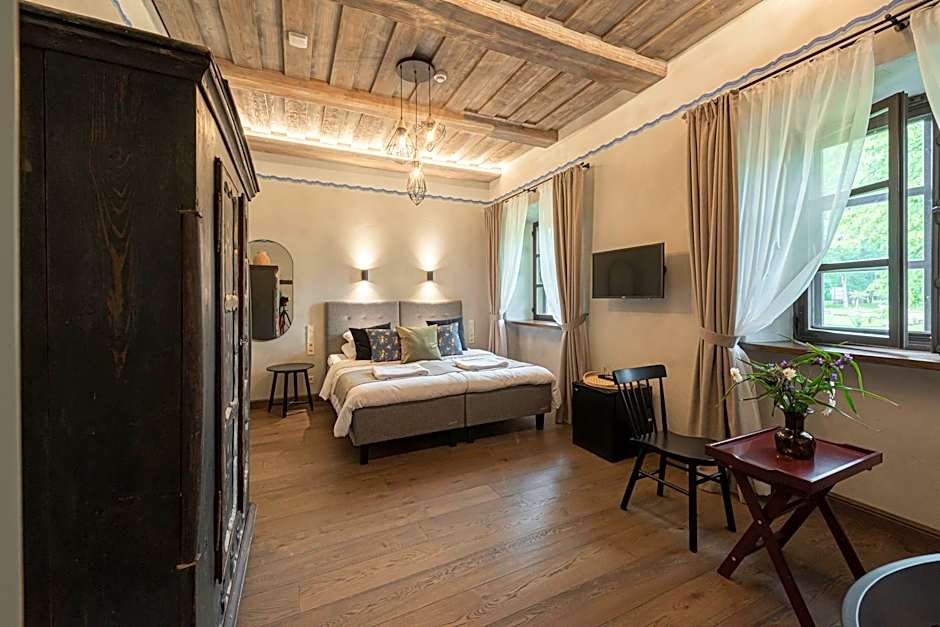 Zyplių Dvaro Oficina Viešbutis