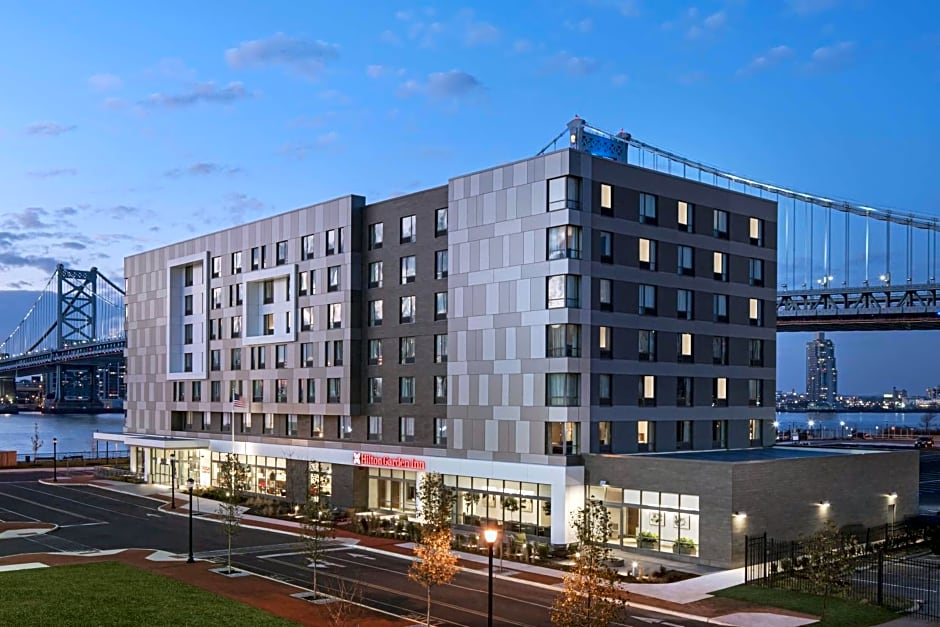 Hilton Garden Inn Camden Waterfront