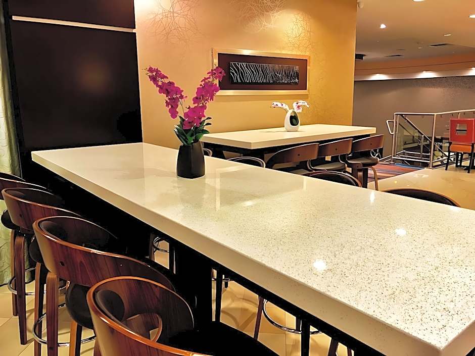 Lux Hotel & Spa