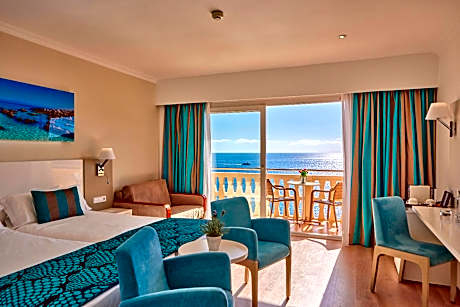 Superior Twin Room with Sea View