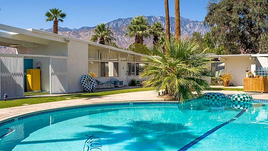 The Monkey Tree Hotel Buyout by AvantStay Entire Hotel Buyout Funky Rooms w Modern Amenities