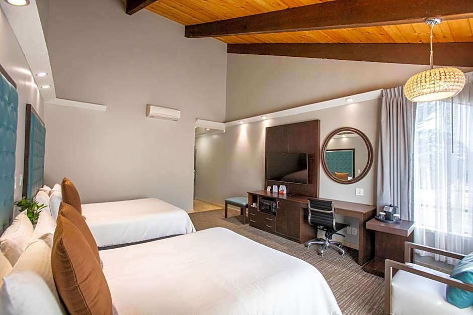 Munras Inn