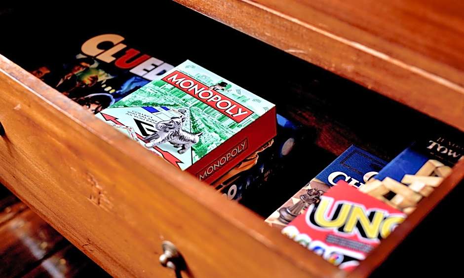 Lotus Gogh Apartment