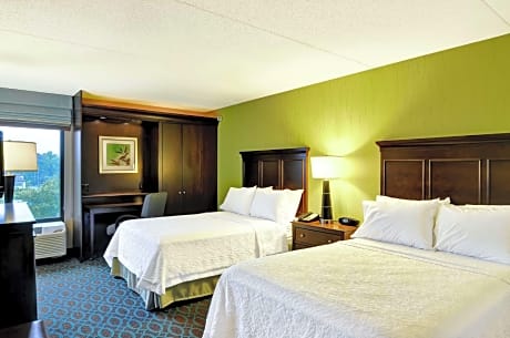 2 Doubles Hearing Accessible Nonsmoking