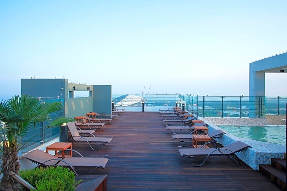 Vistacay Hotel World Cup