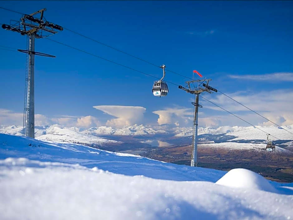 Highland Bridge Hotel