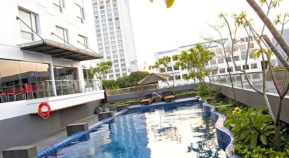 Crown Prince Hotel Surabaya Managed by Midtown Indonesia Hotels
