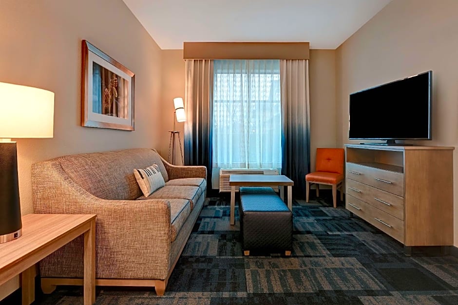 Photo 1 of 4 of 1 King Bed Suite, Hearing/Mobility Accessible, Bathtub