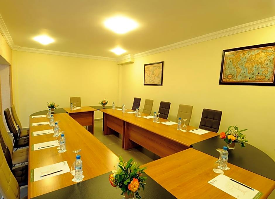 Aparthotel Les Oliviers Suites & Spa