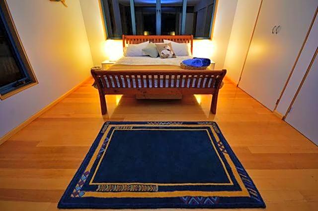 Mures Cloudy Bay Retreat