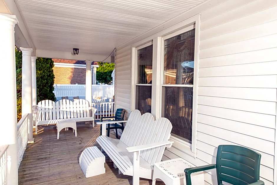 OurGuest Inn & Suites Downtown Port Clinton