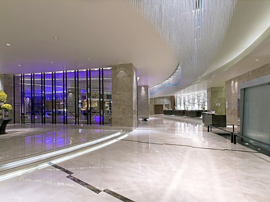 Sheraton Grand Bangalore Hotel At Brigade Gateway