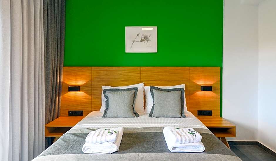 Botanica Luxury Suites