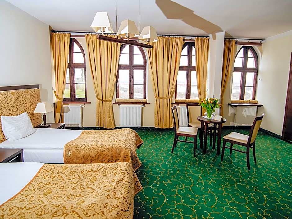 Photo 1 of 6 of Triple Room - Pałac Marysieńki