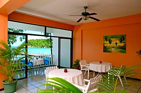 Kaz Kreol Beach Lodge