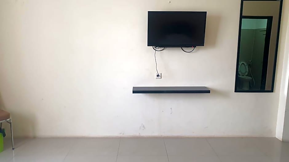 OYO 91266 Markoni 18 Guest House