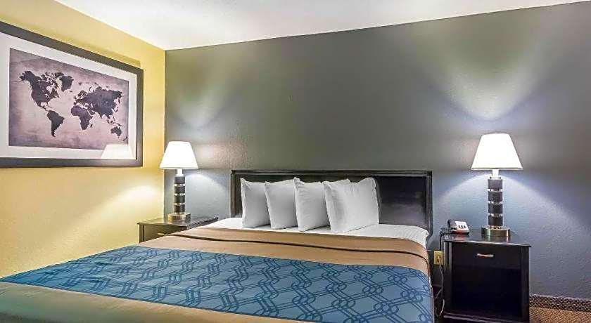 Econo Lodge Martin