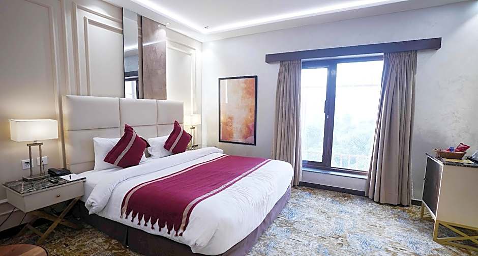 Best Western Plus Grand Multan