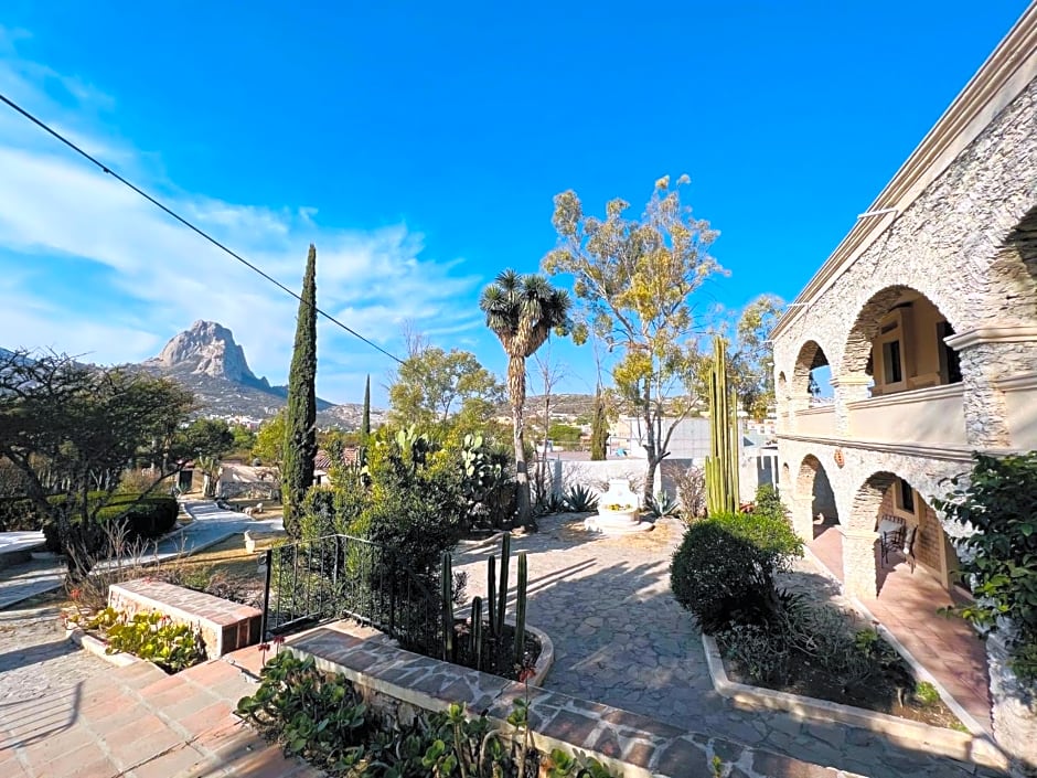 Hotel Parador Vernal