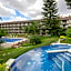 Irazu Hotel & Studios