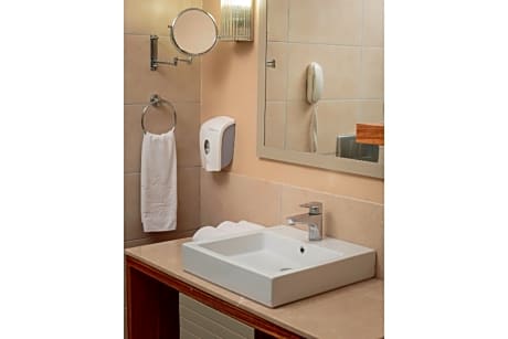 FAMILY ROOM STANDARD