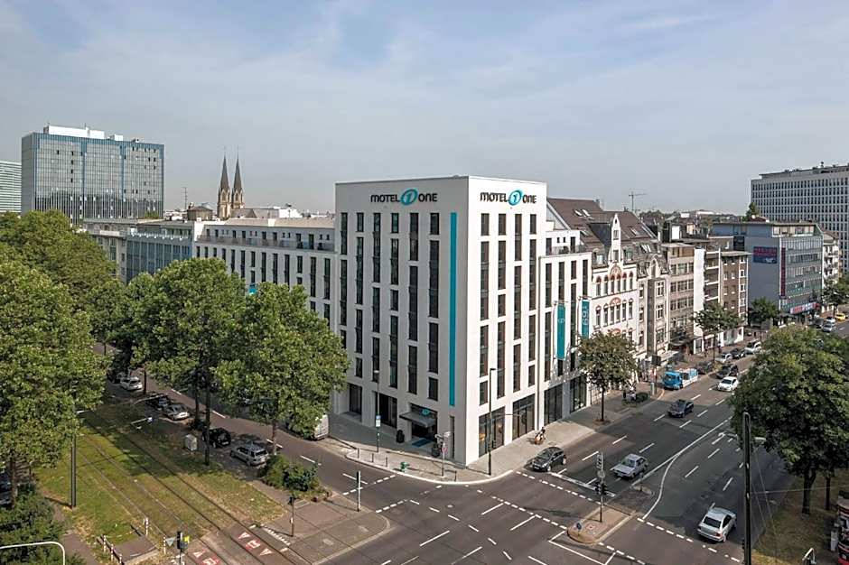 Motel One Düsseldorf-Hauptbahnhof