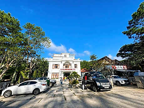 THE KINDNESS HOTEL