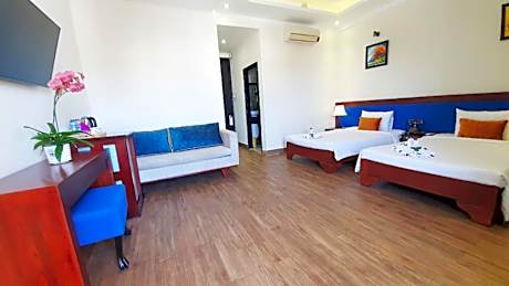 Deluxe Triple Room