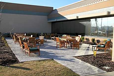 DoubleTree By Hilton Hotel Augusta