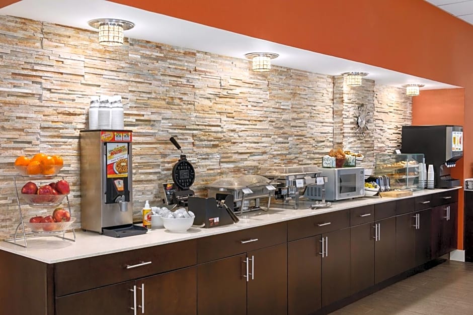 Country Inn & Suites by Radisson, Nashville Airport, TN